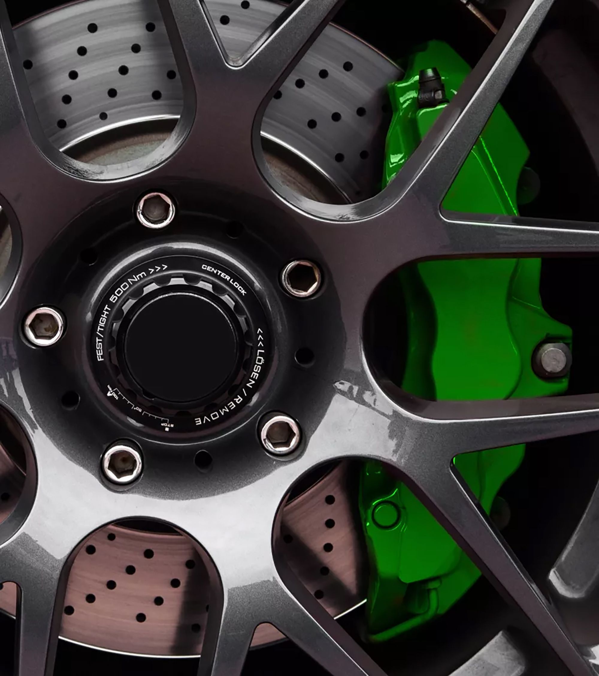 Felge mit grüner Bremse